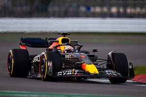 Click here to open the Red Bull Racing RB18 gallery