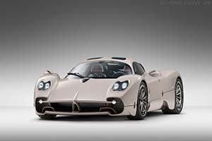 Click here to open the Pagani Utopia gallery