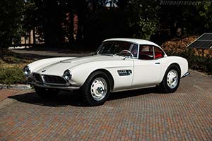 Click here to open the BMW 507 Roadster  gallery