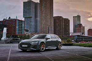 Click here to open the Audi RS 6 Avant performance gallery