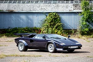 Click here to open the Lamborghini Countach LP400S  gallery