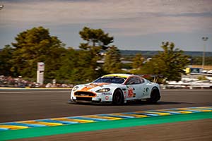 Click here to open the Aston Martin DBR9  gallery