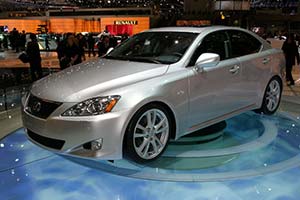 Click here to open the Lexus IS 220d gallery