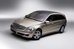 Click here to open the Mercedes-Benz R 500 gallery