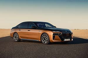 Click here to open the BMW i7 M70 xDrive gallery