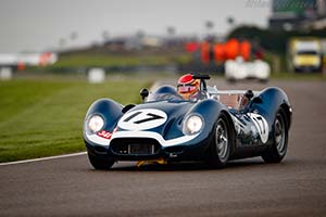 Click here to open the Lister Knobbly Jaguar  gallery