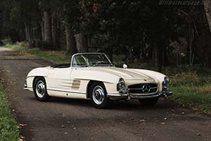 Click here to open the Mercedes-Benz 300 SL Roadster  gallery