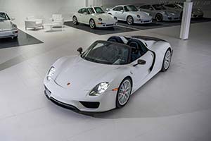 Click here to open the Porsche 918 Spyder  gallery