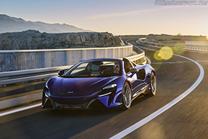 Click here to open the McLaren Artura Spider gallery