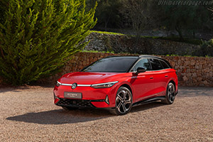Click here to open the Volkswagen ID.7 GTX Tourer gallery