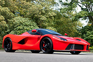 Click here to open the Ferrari LaFerrari  gallery