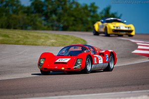 Click here to open the Porsche 906  gallery