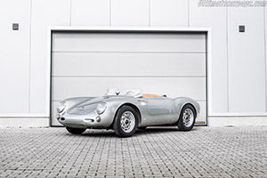 Click here to open the Porsche 550 RS Spyder  gallery
