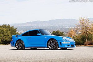 Click here to open the Ruf CTR2  gallery