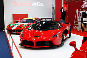Click here to open the Ferrari LaFerrari  gallery
