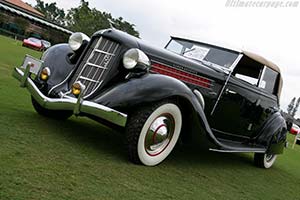Click here to open the Auburn 851 SC Phaeton gallery