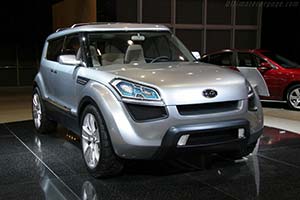 Click here to open the Kia Soul Concept gallery