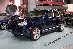 Click here to open the Porsche Cayenne Turbo S gallery