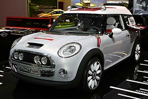 Click here to open the MINI Concept Geneva gallery