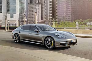 Click here to open the Porsche Panamera Turbo S Executive gallery