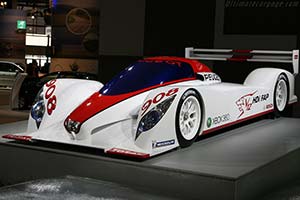 Click here to open the Peugeot 908 HDi FAP Concept gallery