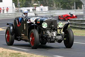 Click here to open the Stutz Black Hawk Supercharged Weymann Roadster gallery