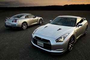 Click here to open the Nissan GT-R gallery