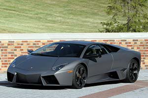 Click here to open the Lamborghini Reventón gallery