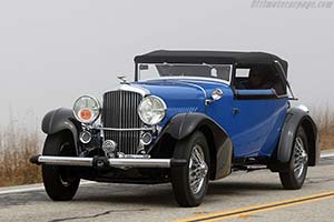 Click here to open the Duesenberg J Fernandez & Darrin Victoria gallery
