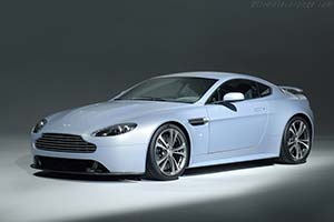 Click here to open the Aston Martin V12 Vantage RS gallery
