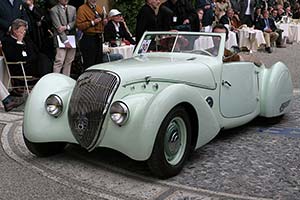 Click here to open the Peugeot 402 Darl'mat Cabriolet gallery