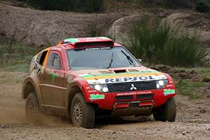 Click here to open the Mitsubishi Pajero Evolution MPR14 gallery