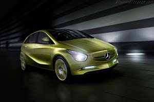 Click here to open the Mercedes-Benz Concept BlueZERO gallery