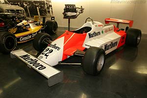 Click here to open the Alfa Romeo 182 F1 gallery Click here to open the Alfa Romeo 182 F1 gallery