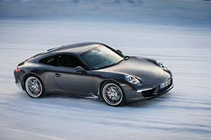 Click here to open the Porsche 911 Carrera 4 gallery