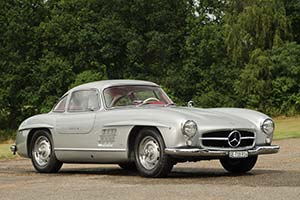 Click here to open the Mercedes-Benz 300 SL Alloy 'Gullwing' Coupe  gallery