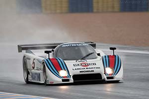 Click here to open the Lancia LC2  gallery