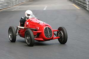 Click here to open the Cisitalia D46  gallery