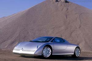 Click here to open the Citroën Osée Concept gallery