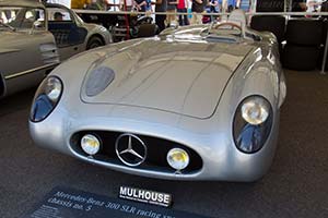 Click here to open the Mercedes-Benz 300 SLR Roadster  gallery