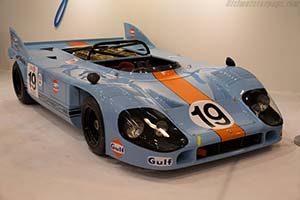 Click here to open the Porsche 917/10  gallery