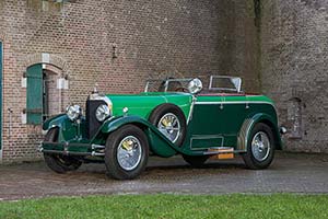 Click here to open the Mercedes-Benz 24/100/140hp Model K Saoutchik Cabriolet gallery