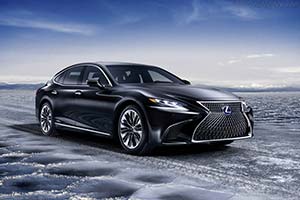 Click here to open the Lexus LS 500h gallery