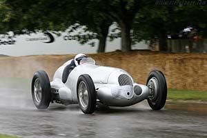 Click here to open the Mercedes-Benz W125 gallery
