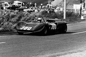 Click here to open the Ferrari 212 E Montagna gallery