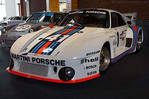 Click here to open the Porsche 935/77 'Works'  gallery