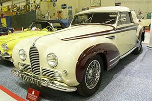Click here to open the Talbot Lago T26 Record Chapron DHC gallery