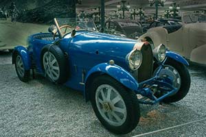Click here to open the Bugatti Type 43 Grand Sport gallery